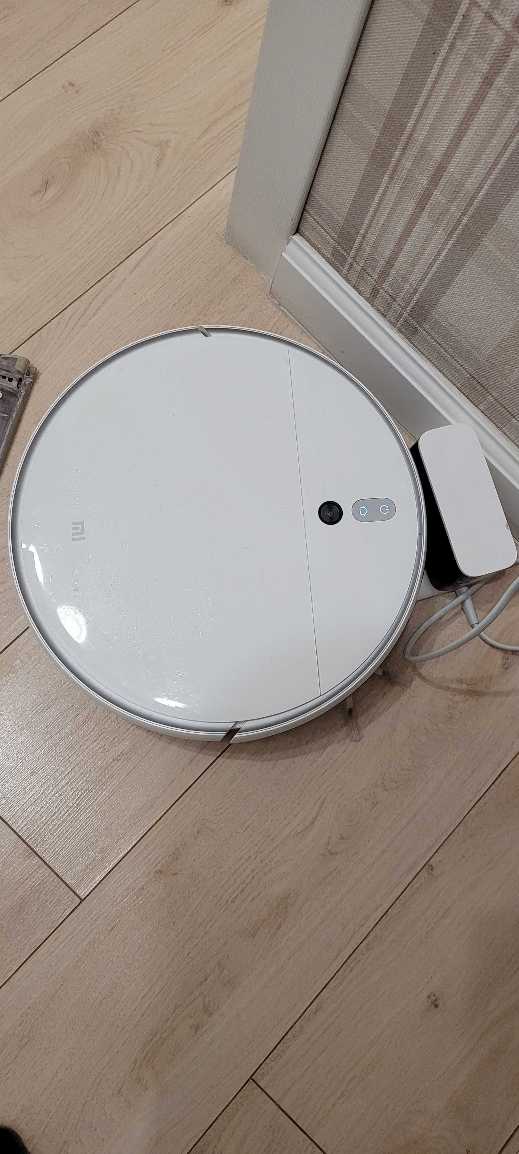 Робот пылесос XIAOMI
