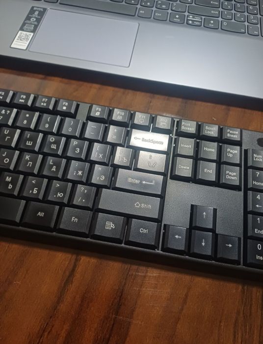 Klaviatura va sichqoncha sotiladi