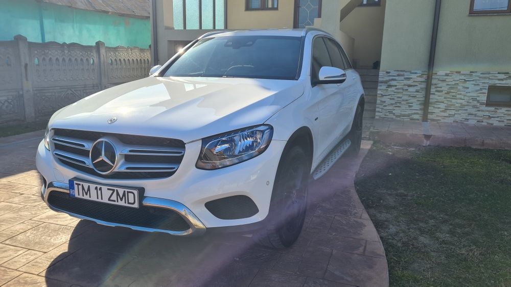 Mercedes glc 350e plug in hybrid >320hp  schimb cu teren
