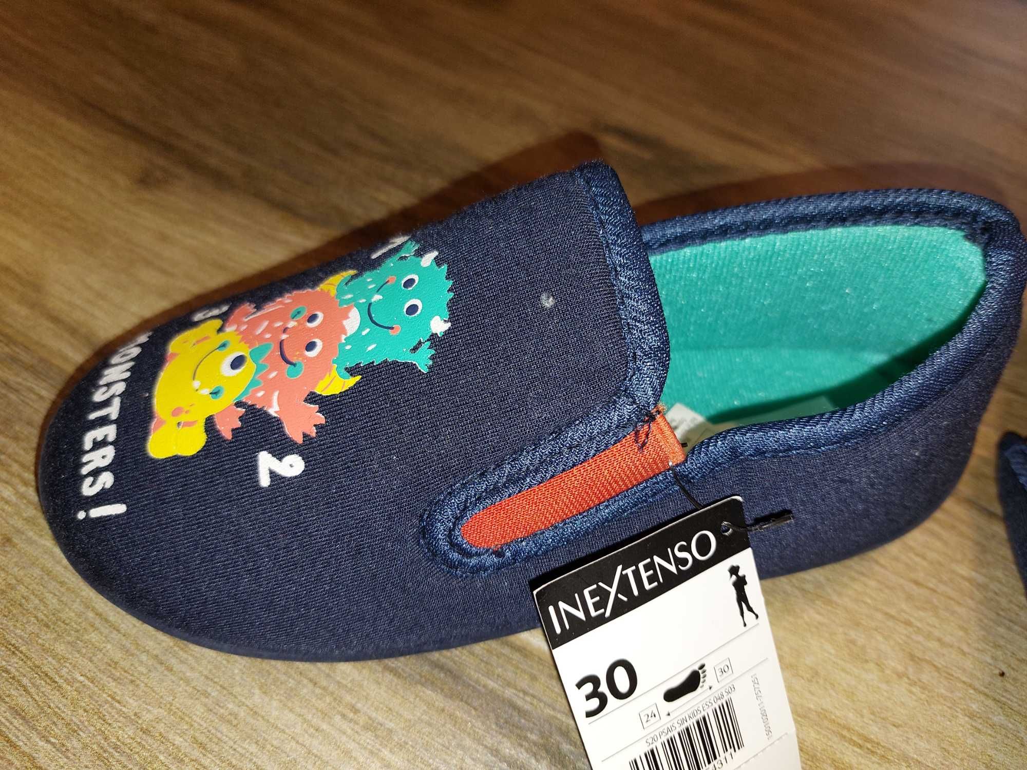 Pantofi unisex noi cu etichetă
