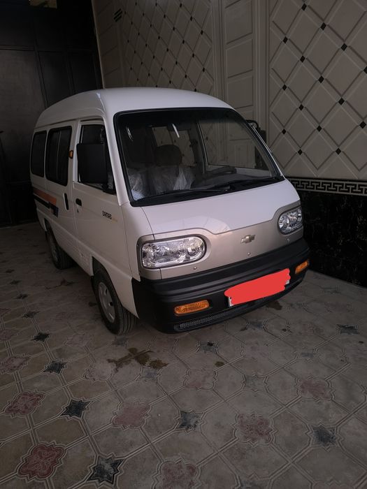 Damas yangi rangi oq beliy