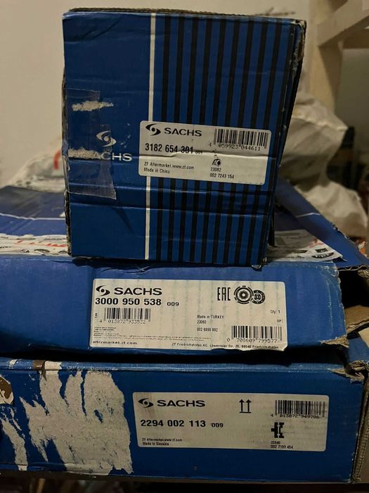 vand kit ambreiaj Renault Laguna 3  2013 si 3 cauciucuri vara HANKOOK