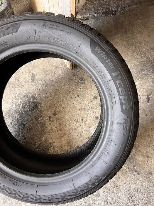 4 anvelope iarna 205/55/16 , Hankook , 6-6.5 mm , DOT 2022