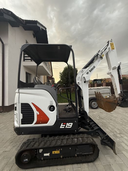 Miniexcavator Bobcat E19 2023 300ore 1.8Tone