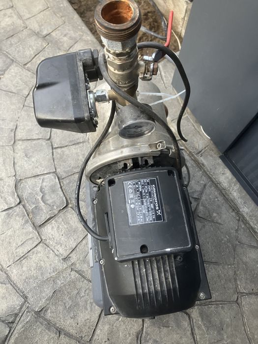 Хидрофорна помпа  Grundfos