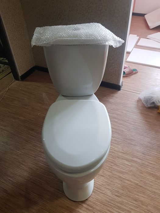 Продается новый унитаз