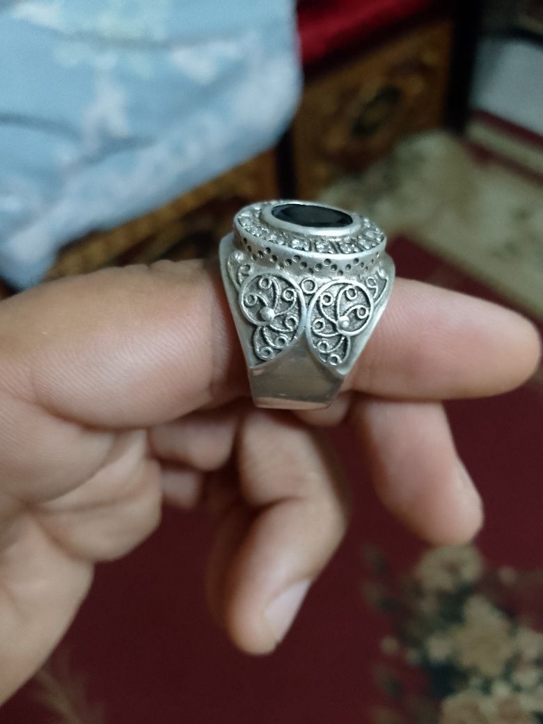 Серебро колцо 925  грам 16
