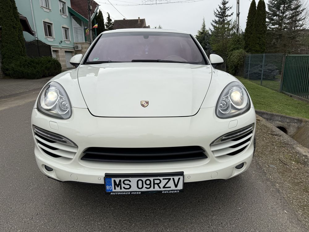 Porsche Cayenne 239cp 21’ Webasto Pano