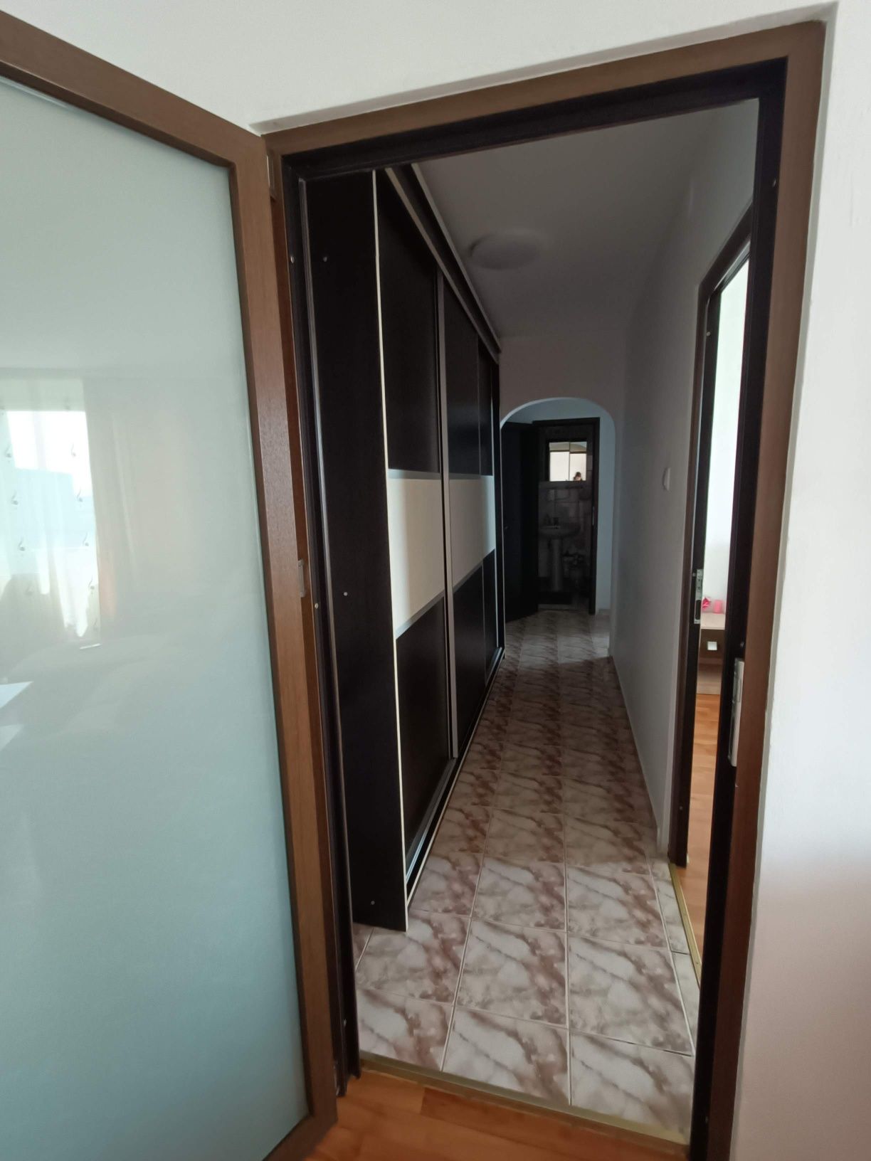 Vând apartament 2 camera Teiuș