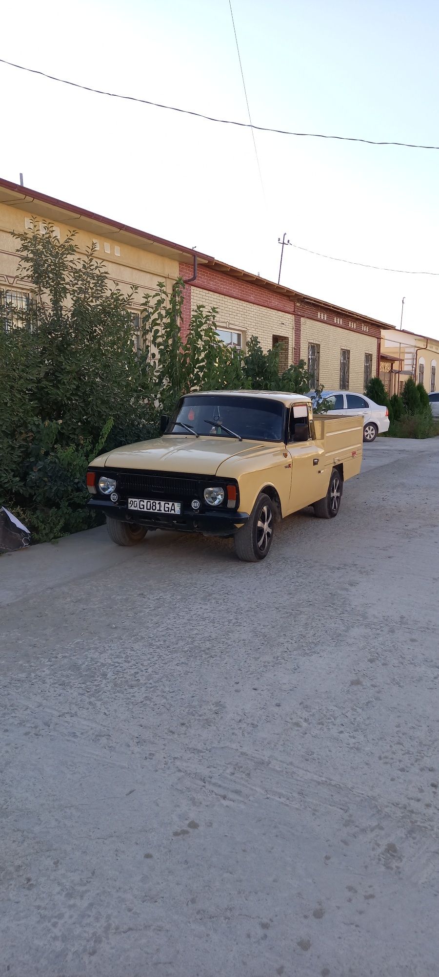 Moskivich sotiladi