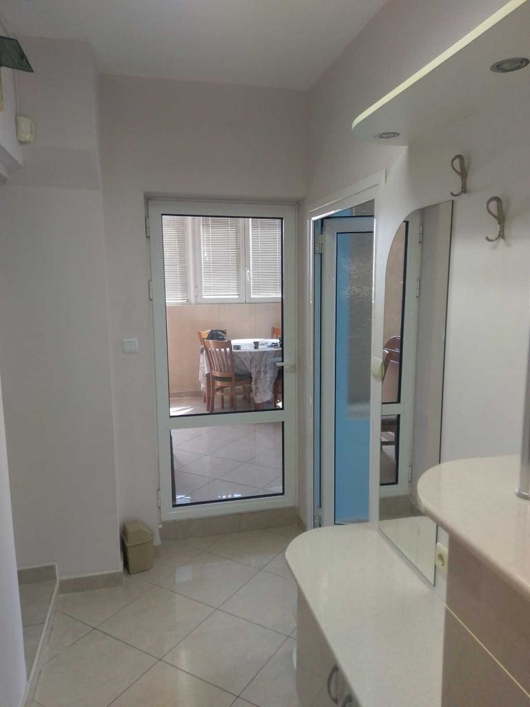 Дава се под наем Двустаен апартамент в Варна, Чаталджа - 76 кв.м за 433.5 € - Снимка #2