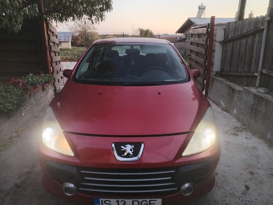 Vând Peugeot 307