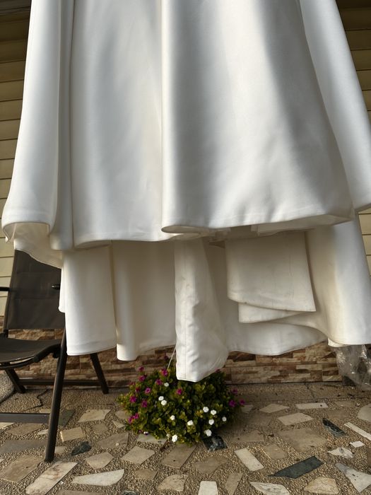 Rochie mireasa perle