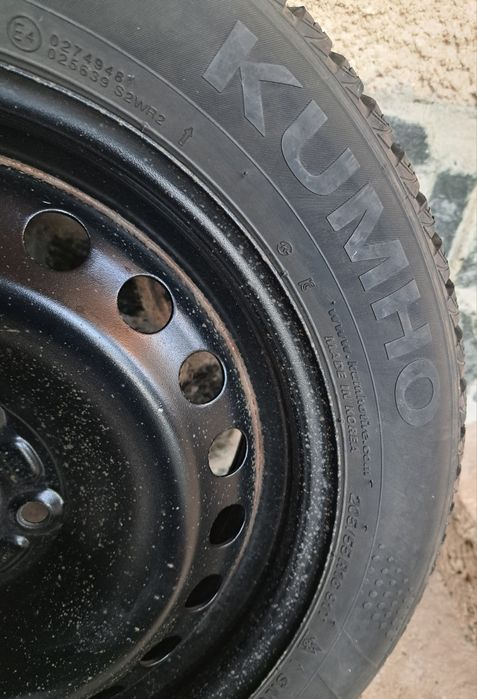 Зимни Гуми KUMHO 205/55/16 Fokus Mk2