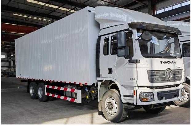 ГрузовойавтомобильL3000 6×4