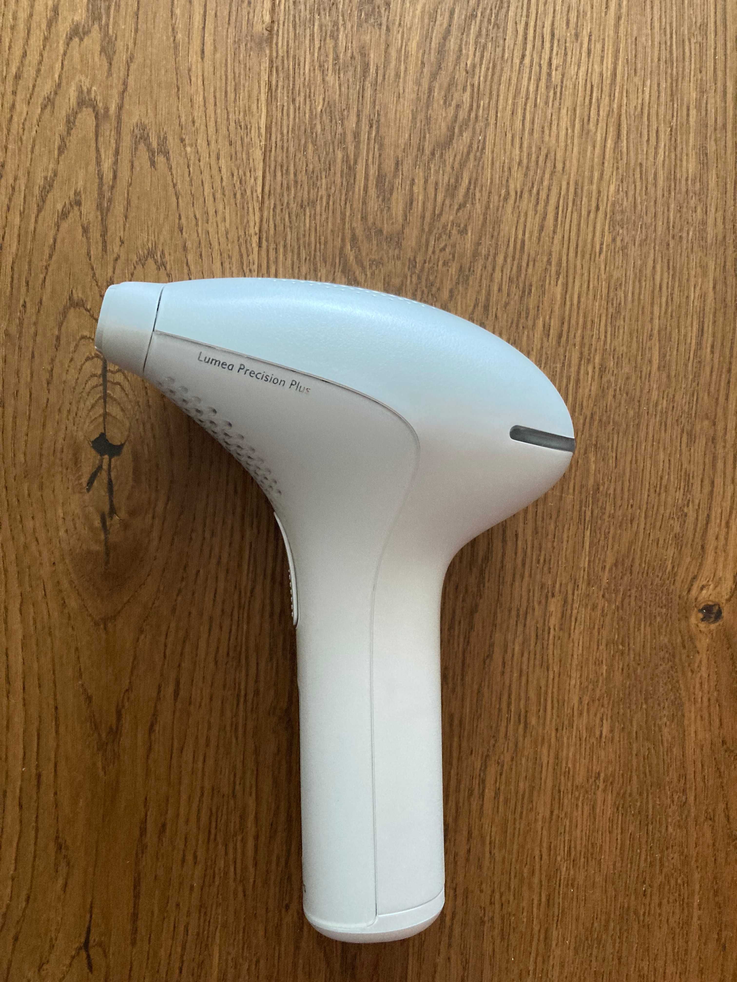 Aparat epilare cu IPL Philips Lumea Precision Plus