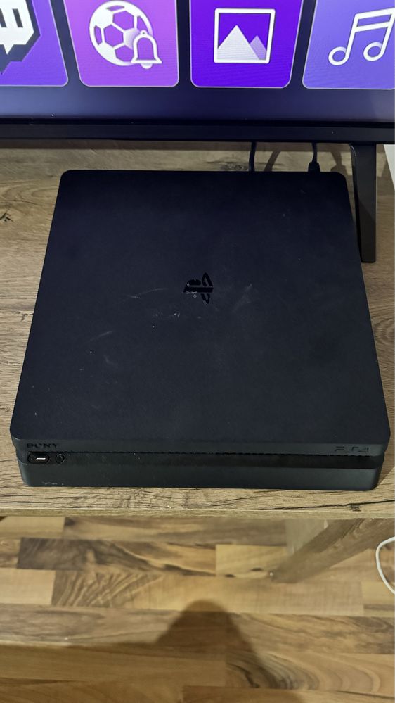 Vand Ps4 slim 1Tb