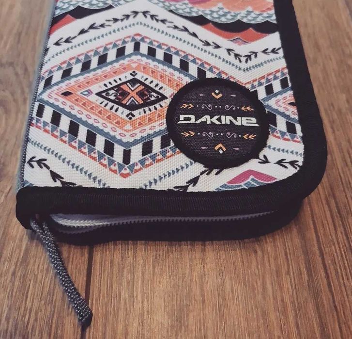 Чанта портфейл клъч DAKINE