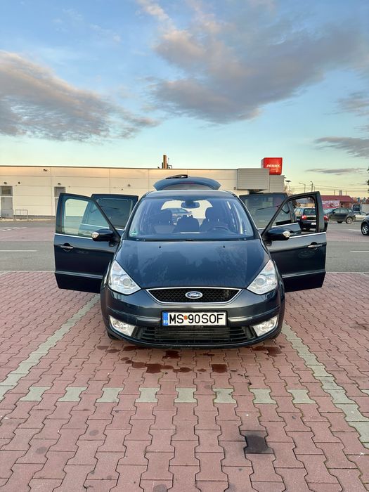 Ford Galaxy Titanium