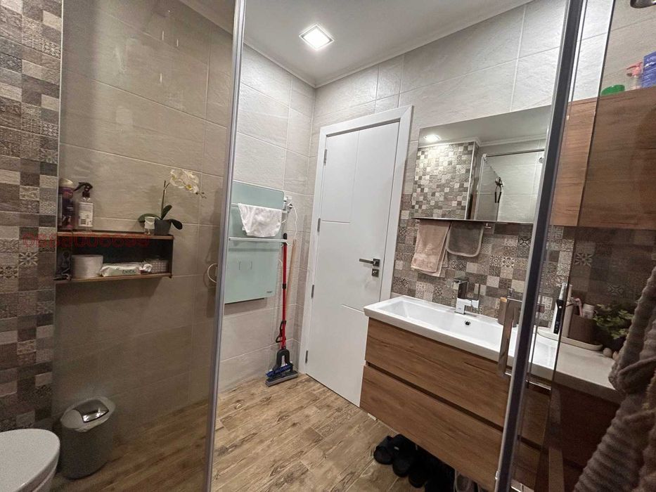 Продава се Тристаен апартамент в София, Малинова долина - 104 кв.м за 2866 €/кв.м - Снимка #9