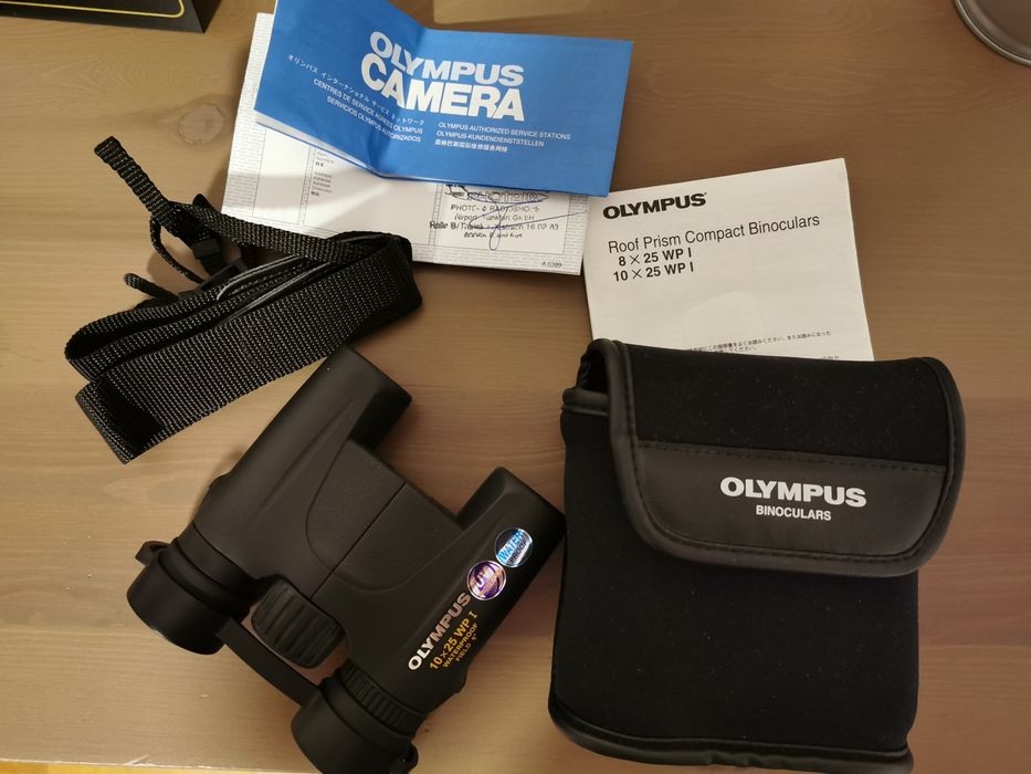 Binoclu Olympus 10x25 WP I