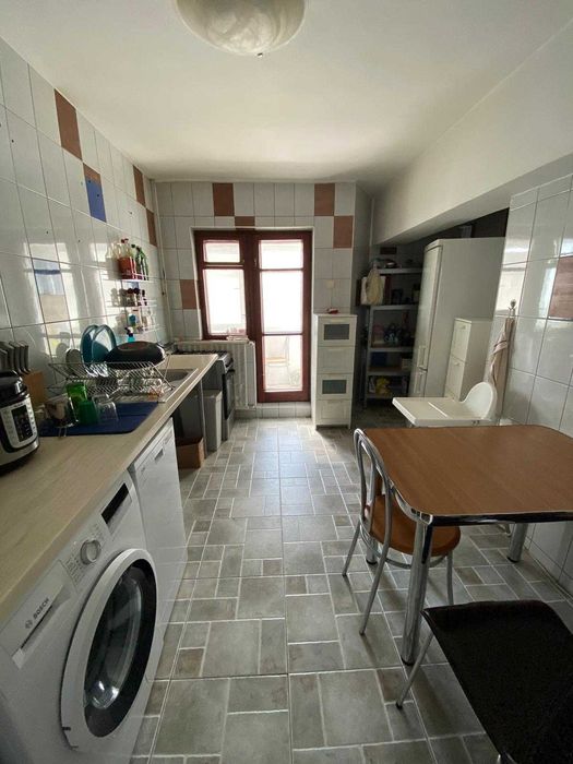 Apartament 3 camere Stirbei Voda intersectie cu Plevnei