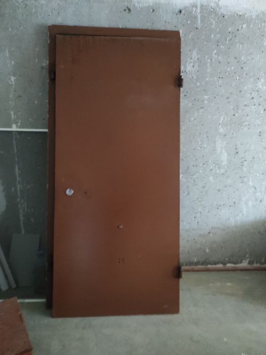 Входная дверь левое открывание