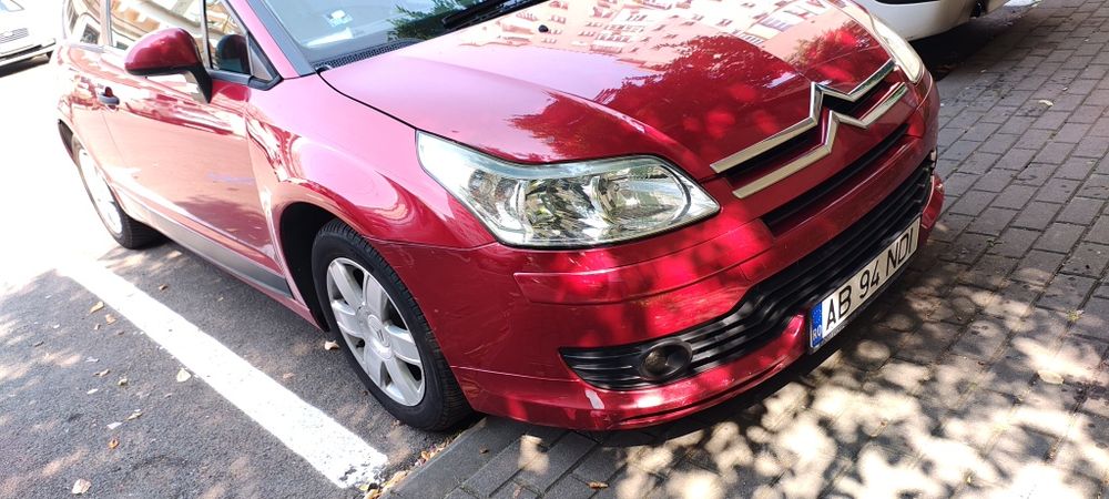 Citroen C4 Coupe 1.6 16V VTR - perfectă pentru oraș sau începători