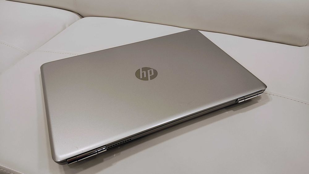 laptop gaming HP ,intel core i7 ,video nvidia display de 17,3 inch