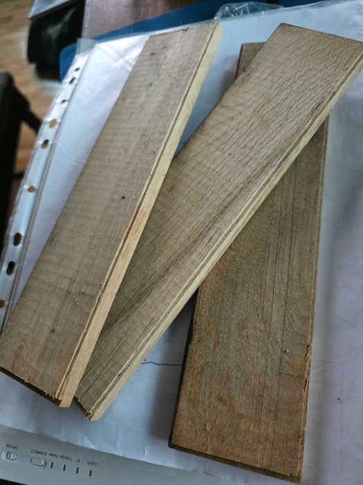 Parchet din lemn masiv