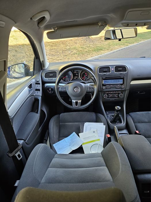 VW Golf 6 1.4TSI HIGHLINE ÎncălzireScaune Clima Pilot SenzoriParcare