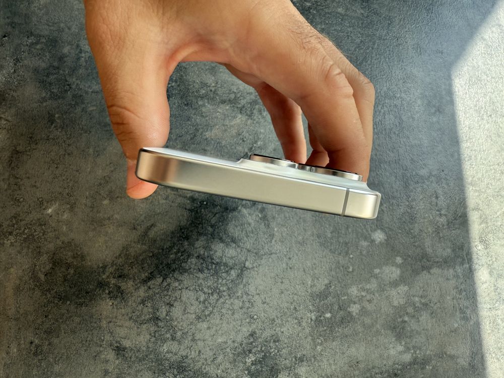 Iphone 16 pro impecabil