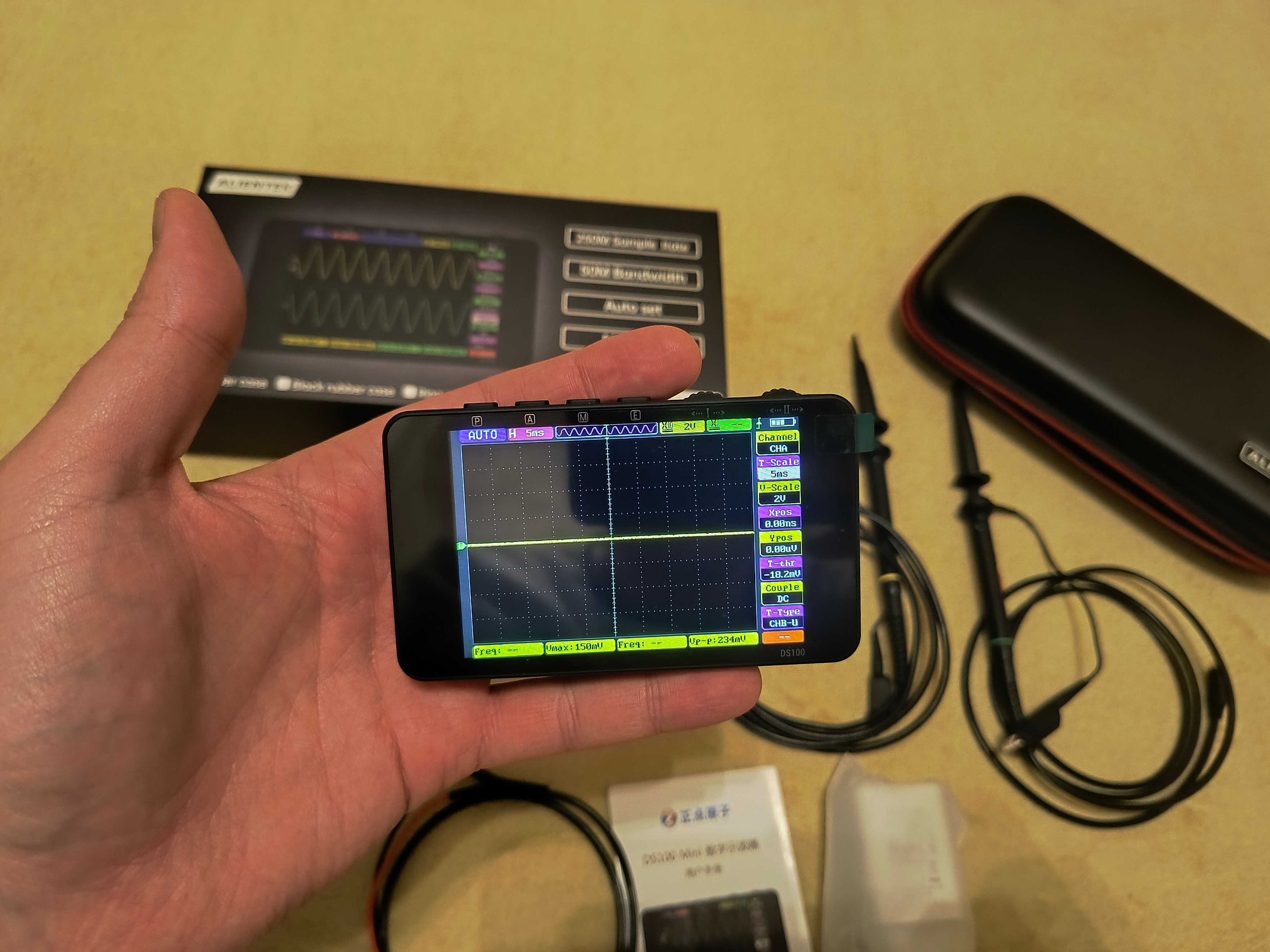 Alientek DS100  50Mhz 250M 3.5IPS Двуканален  осцилоскоп с генератор