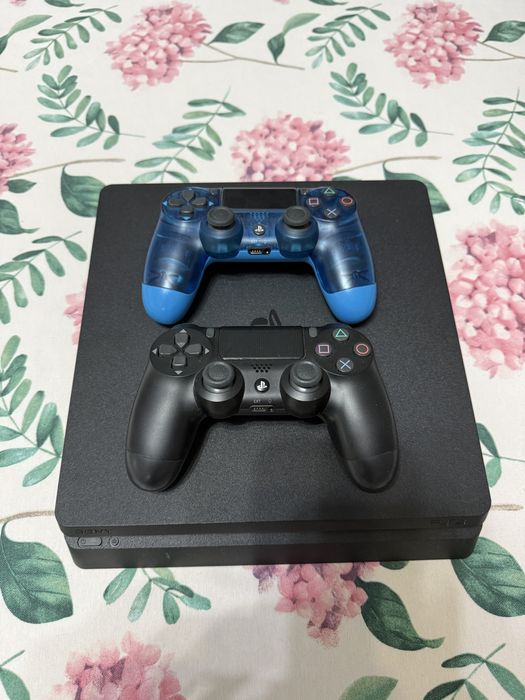 Playstation 4 slim на 1 терабайт.