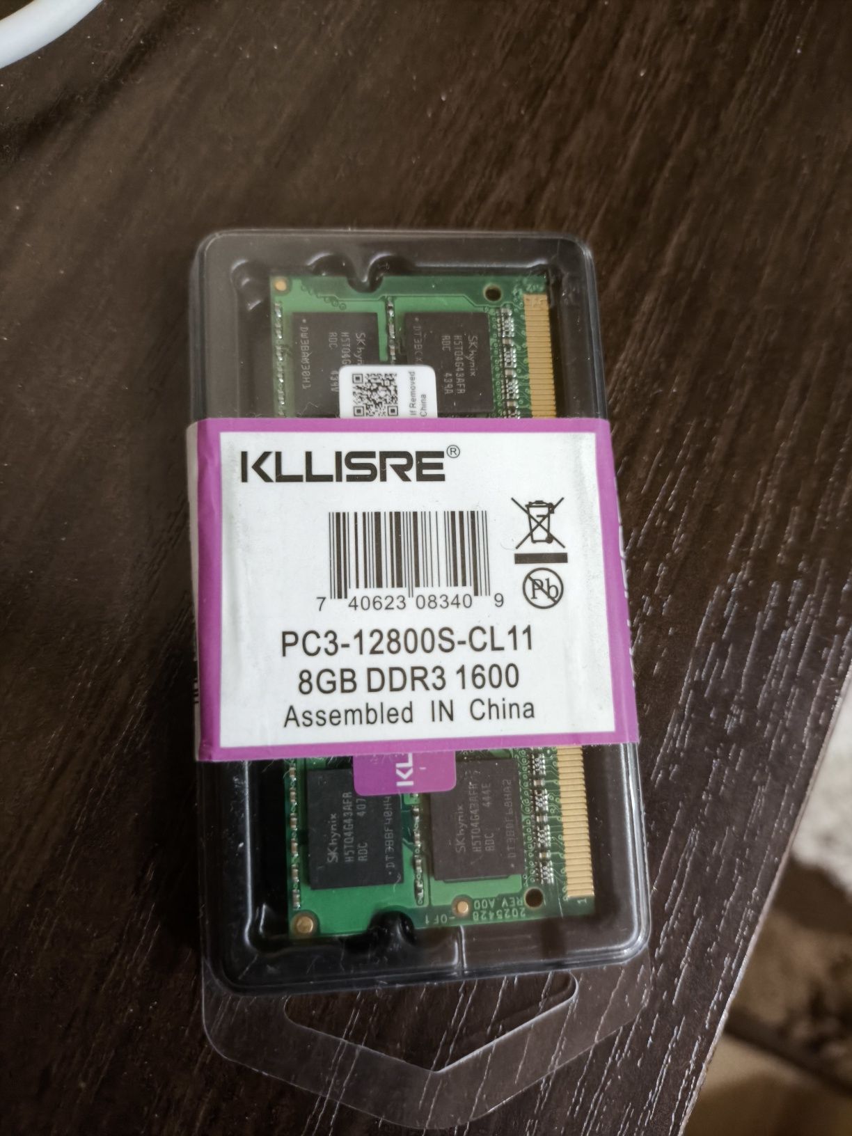 Оперативная память DDR3 для ноутбука.