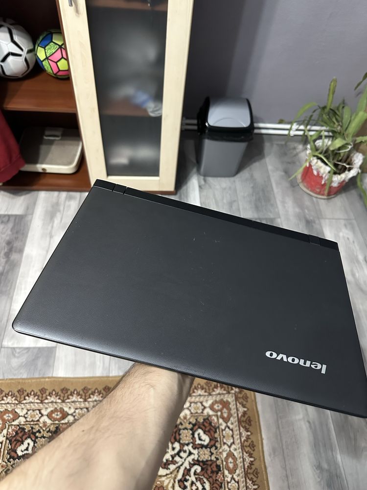 Vand-Schimb laptop lenovo
