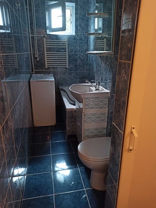 Apartament cu doua camere in zona linistita Rm Valcea Nord