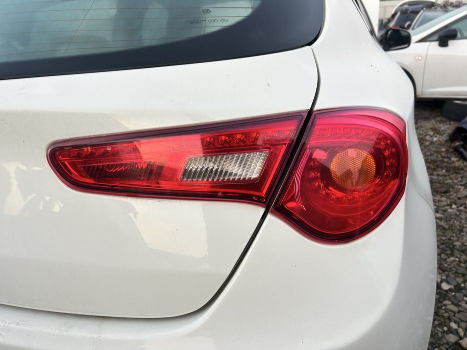 Stop stânga aripă  Alfa Romeo Giulitta