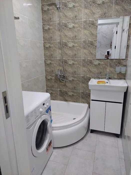 zudlik bilan ijaraga beriladi metro yunisabod 2/2/5 037*