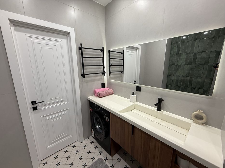 1-комн ЛЮКс Уровня в центре.Жк Сириус Айтиевв угол Жамбыла