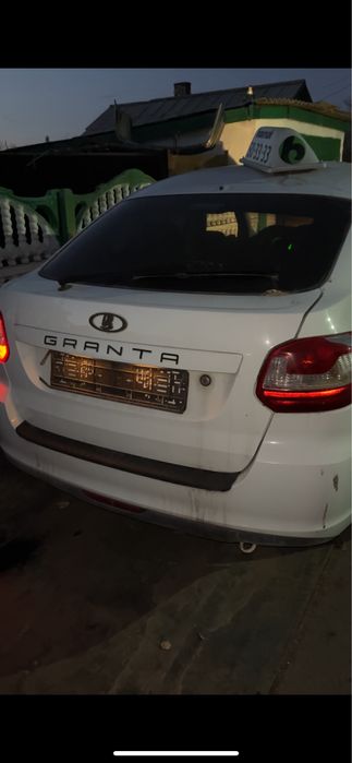 Гранта лифтбэк на разбор