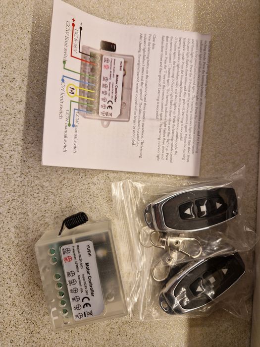 Actuator liniar, cursa 300mm, 12V, nou