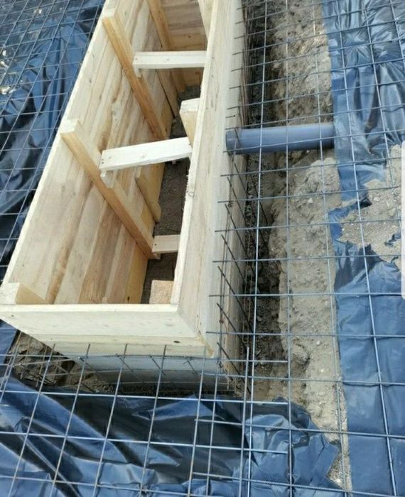 Vand spalatorie auto self 4 piste la față