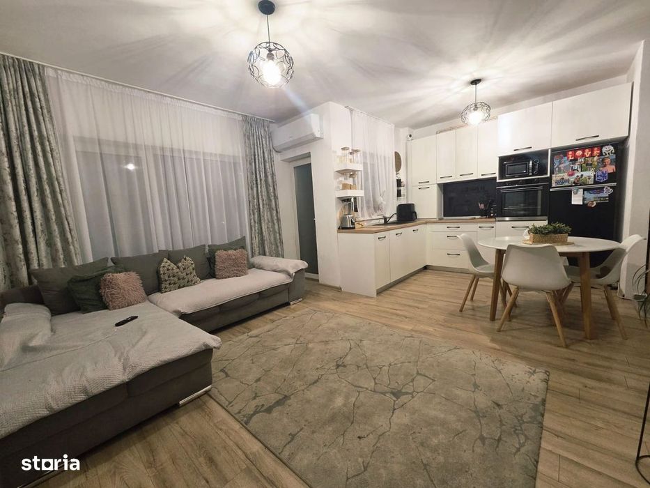 Apartament 3 camere de vânzare EXCLUSIVITATE