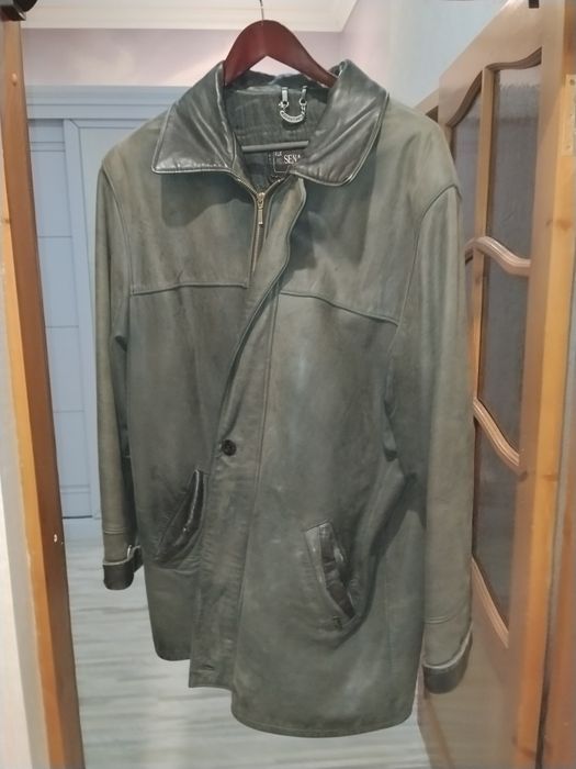 Кожаная куртка б/у