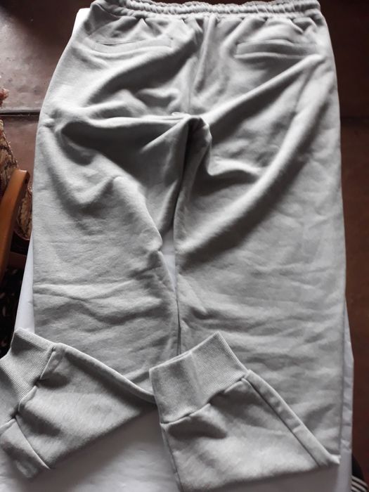 Pantaloni Diesel nr xl și xxl originali