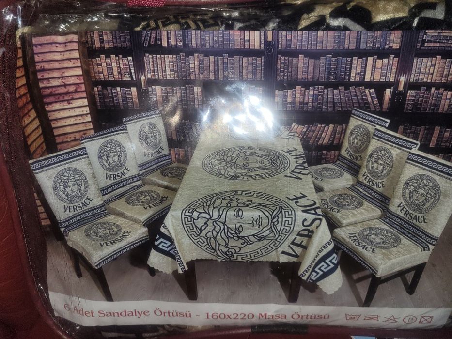 Set față de masă și 6 huse de scaune de catifea