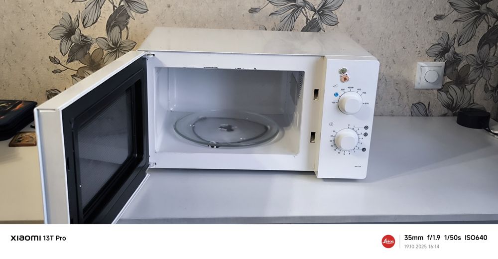 Продам микроволновку