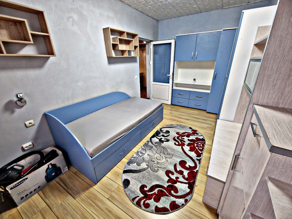 Inchiriez apartament cu 2 camere