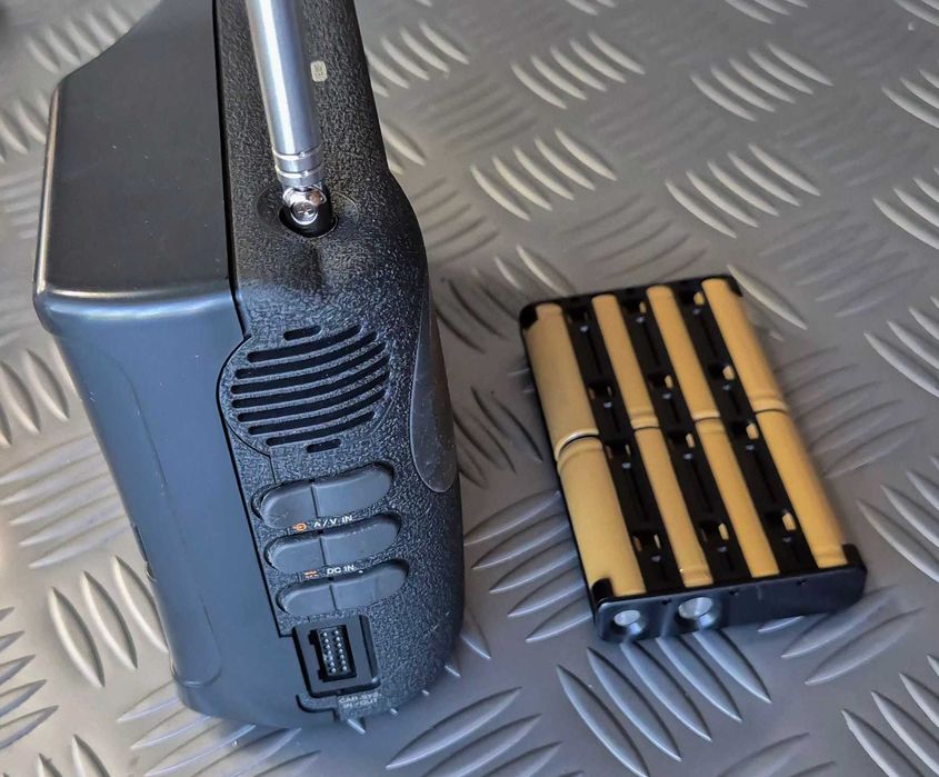 Philips 4LC1000 мини винтидж телевизор